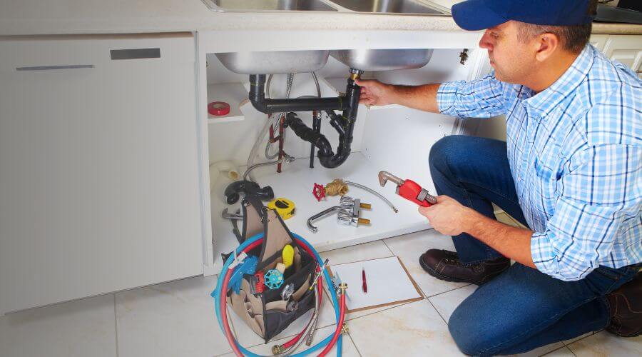 Expert burst pipe repair services in Woodland Hills, CA
